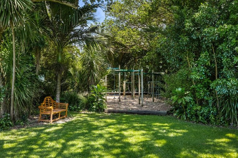 Photo of property in 101 Panorama Heights, Orewa, 0931