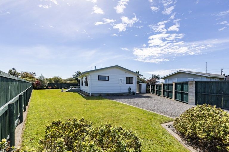 Photo of property in 7 Latham Stubbs Crescent, Waipawa, 4210