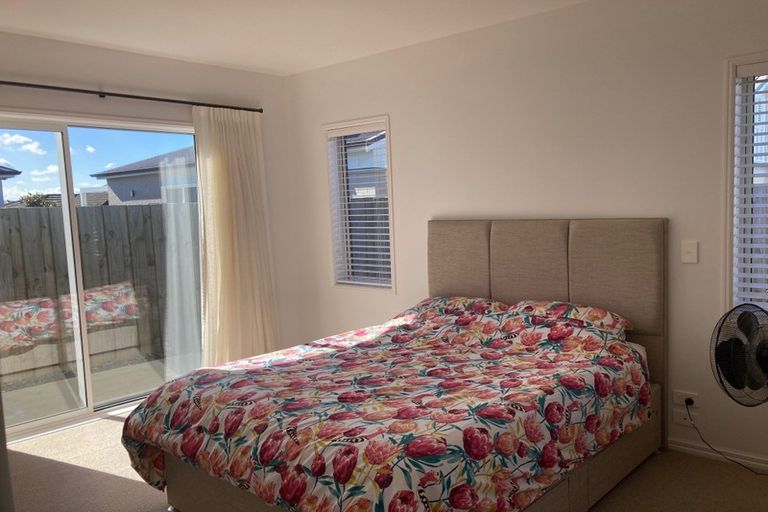 Photo of property in 5 Astelia Lane, Papamoa Beach, Papamoa, 3118