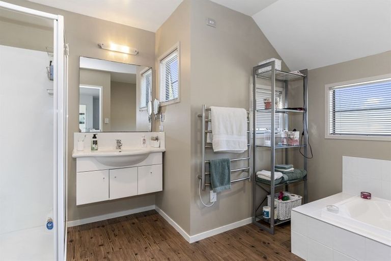 Photo of property in 418c Kaitemako Road, Welcome Bay, Tauranga, 3175