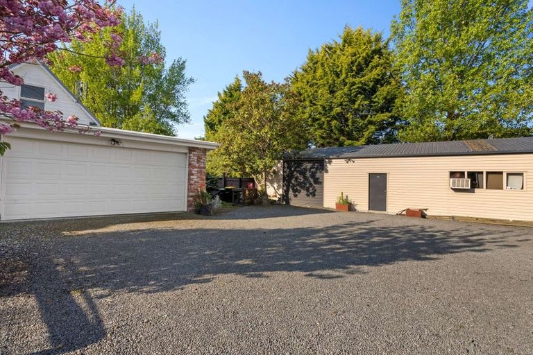 Photo of property in 14 Allin Drive, Waikuku Beach, 7402