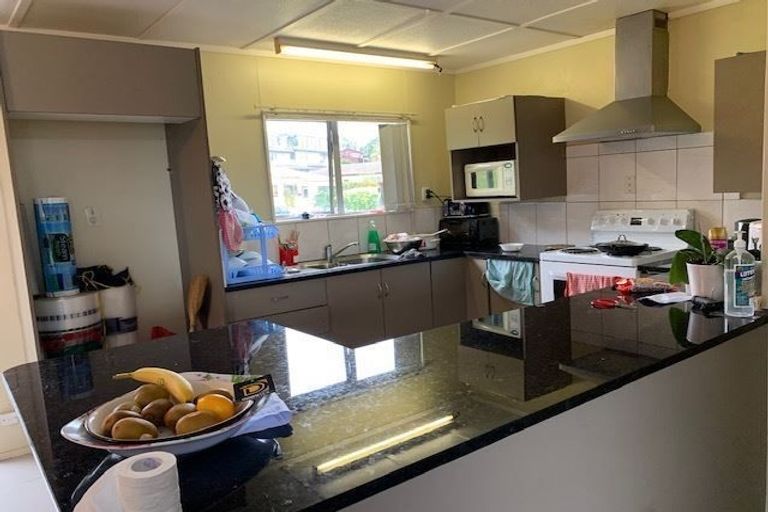 Photo of property in 11 Mataura Place, Clover Park, Auckland, 2019
