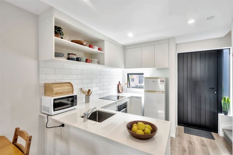 Photo of property in 12 Ivy Nola Way, Henderson, Auckland, 0612