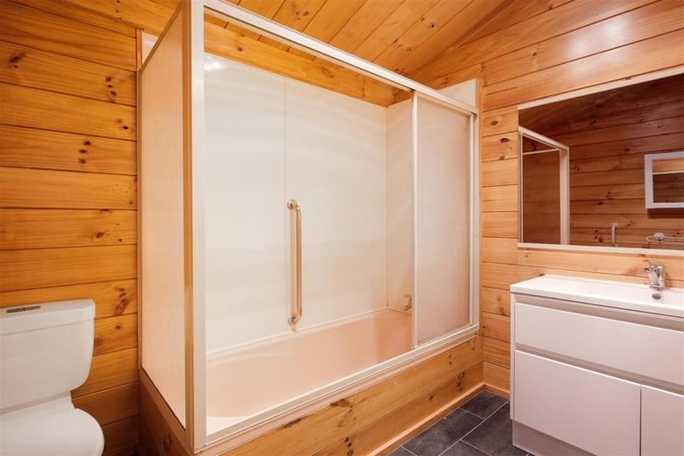 Photo of property in 37 Cameron Road, Te Puke, 3119