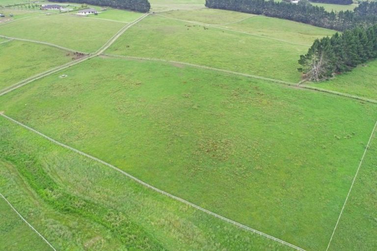 Photo of property in 121 Batty Road, Kingseat, Pukekohe, 2679