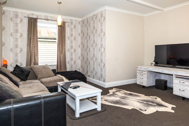 Photo of property in 23 Roslyn Terrace, West End, Timaru, 7910