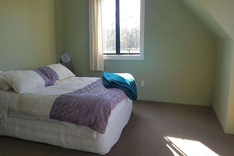 Photo of property in 165 Pine Valley Road, Dairy Flat, Silverdale, 0992