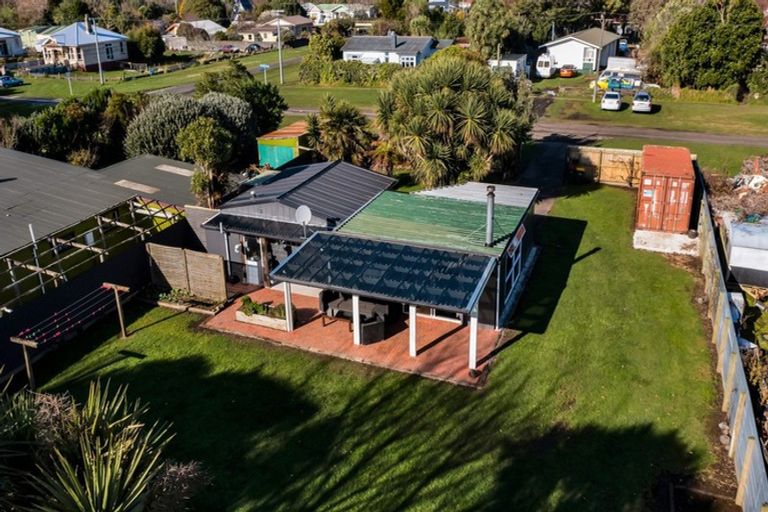 Photo of property in 59 Patu-kukupa Street, Manaia, 4612