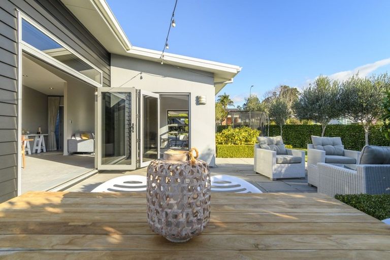 Photo of property in 132 Rowesdale Drive, Ohauiti, Tauranga, 3112