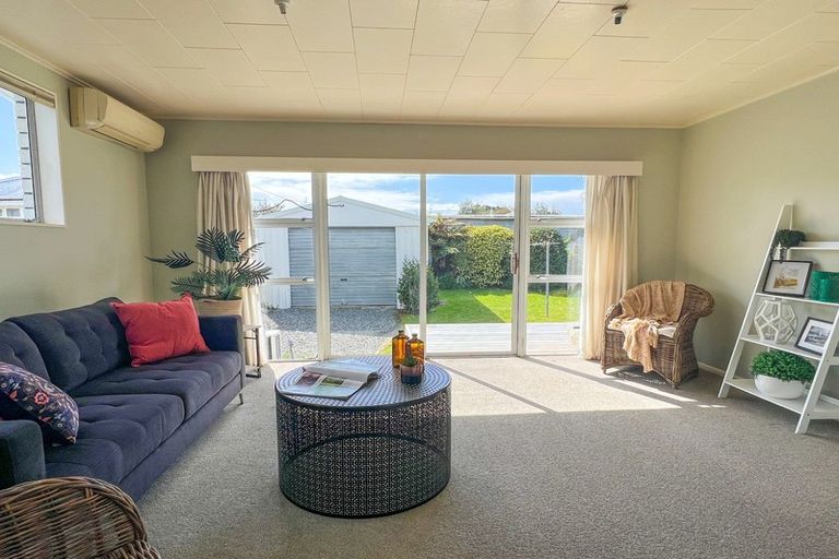 Photo of property in 49a Mcmaster Street, Greytown, 5712