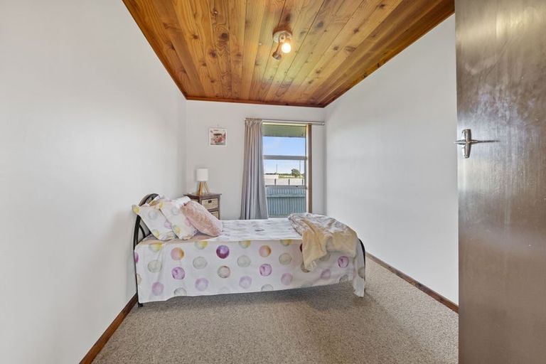 Photo of property in 16 Terou Street, Manaia, 4612