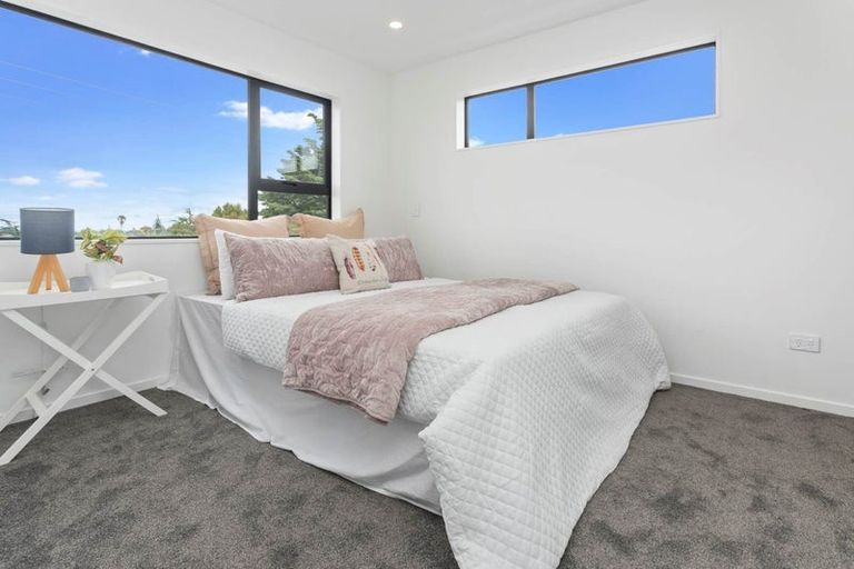 Photo of property in 3/2a Cambridge Road, Manurewa, Auckland, 2102