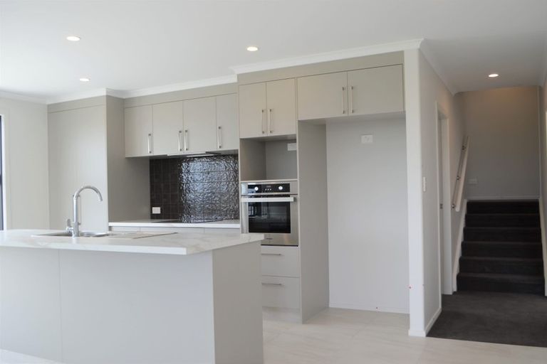 Photo of property in 8 Herring Place, Omokoroa, 3114