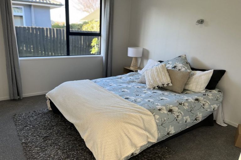 Photo of property in 2/162 Main Road, Redcliffs, Christchurch, 8081