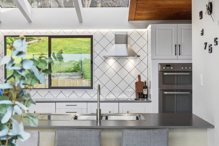 Photo of property in 131 Hinewa Road, Otumoetai, Tauranga, 3110