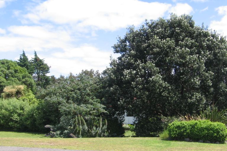 Photo of property in 12 Hillview Road, Waihi Beach, 3611