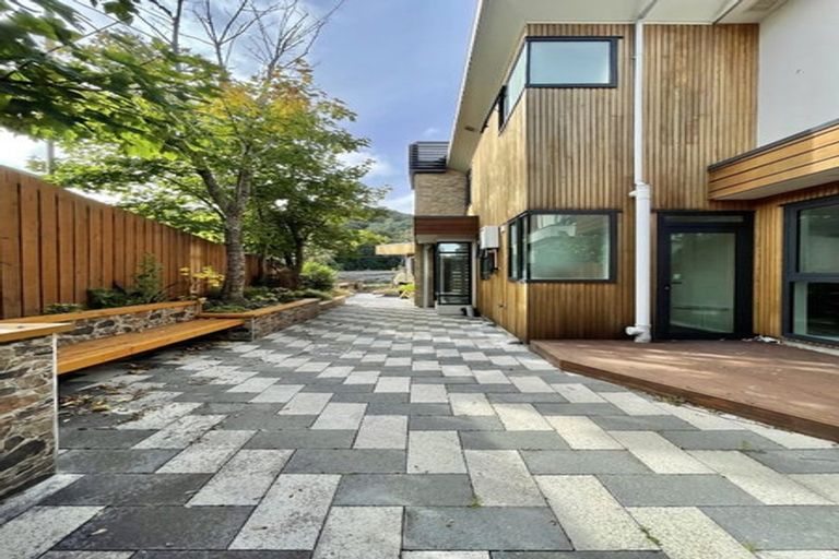 Photo of property in 90a Khandallah Road, Khandallah, Wellington, 6035