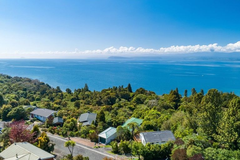 Photo of property in 16 Kamahi Terrace, Omori, Turangi, 3381