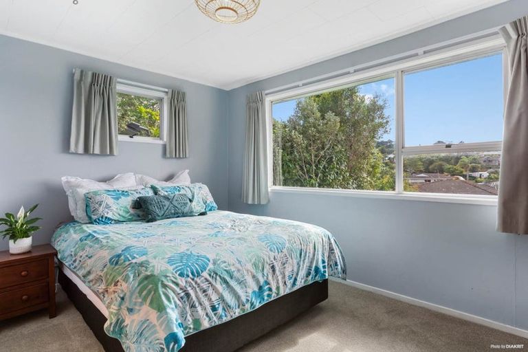 Photo of property in 76 Awaruku Road, Torbay, Auckland, 0630