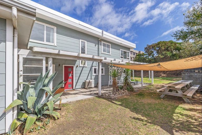 Photo of property in 4 Hunia Terrace, Himatangi Beach, Foxton, 4891