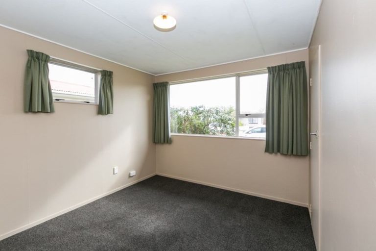 Photo of property in 87 Tait Drive, Greenmeadows, Napier, 4112