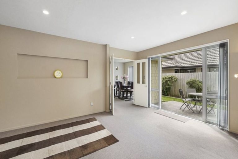 Photo of property in 12 Moeraki Place, Hei Hei, Christchurch, 8042