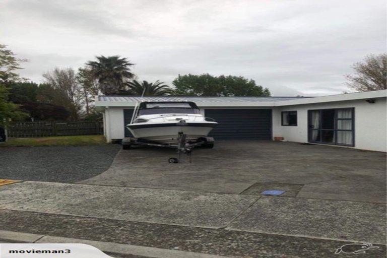 Photo of property in 30 Barbara Grove, Papamoa Beach, Papamoa, 3118