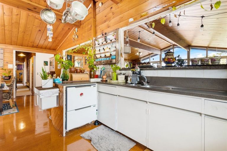 Photo of property in 10 Bluefin Way, West Harbour, Auckland, 0618