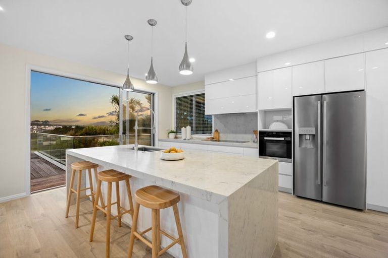 Photo of property in 7 Bounty Road, Long Bay, Auckland, 0630