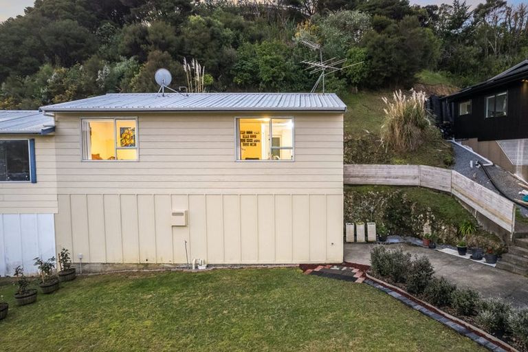 Photo of property in 3/7 Venus Place, Whitby, Porirua, 5024