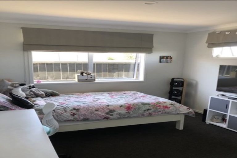 Photo of property in 64 Puhirake Crescent, Pyes Pa, Tauranga, 3112