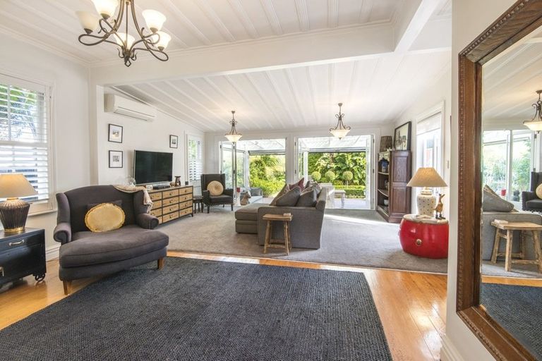 Photo of property in 6 Kapai Road, Devonport, Auckland, 0624