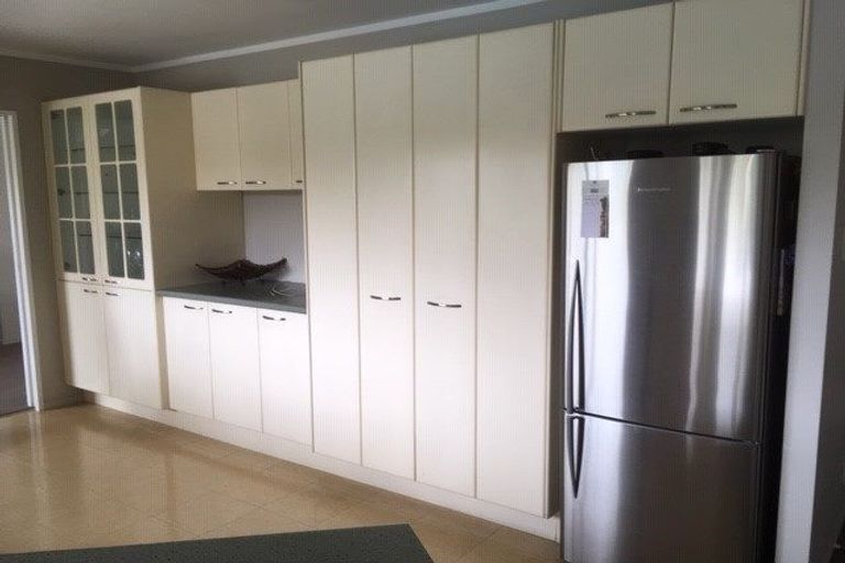 Photo of property in 5 Graham Tagg Close, Pahurehure, Papakura, 2113