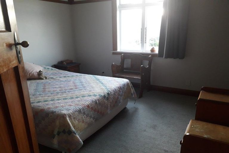 Photo of property in 11 Lancewood Grove, Ranui, Porirua, 5024