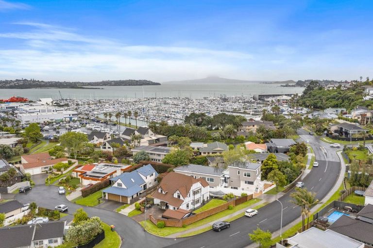 Photo of property in 1 Adonis Place, Half Moon Bay, Auckland, 2012