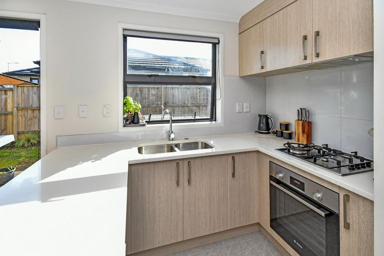 Photo of property in 24 Taepu Road, Pukekohe, 2120