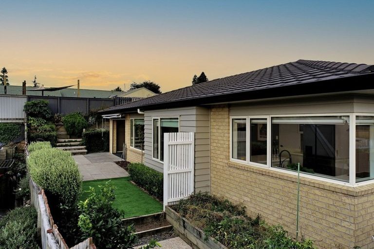 Photo of property in 14 Riverside Place, Katikati, 3129