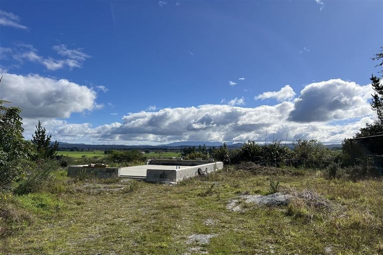 Photo of property in 8 Bellbird Close, Moana, 7875