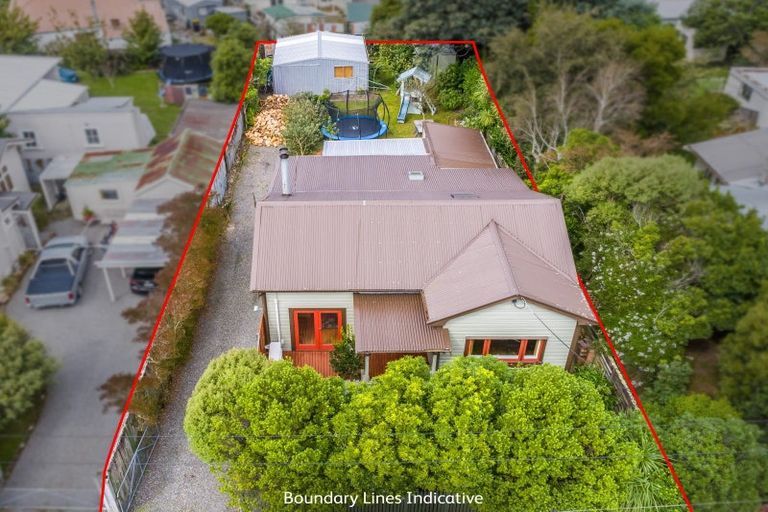 Photo of property in 11 Waite Street, Featherston, 5710