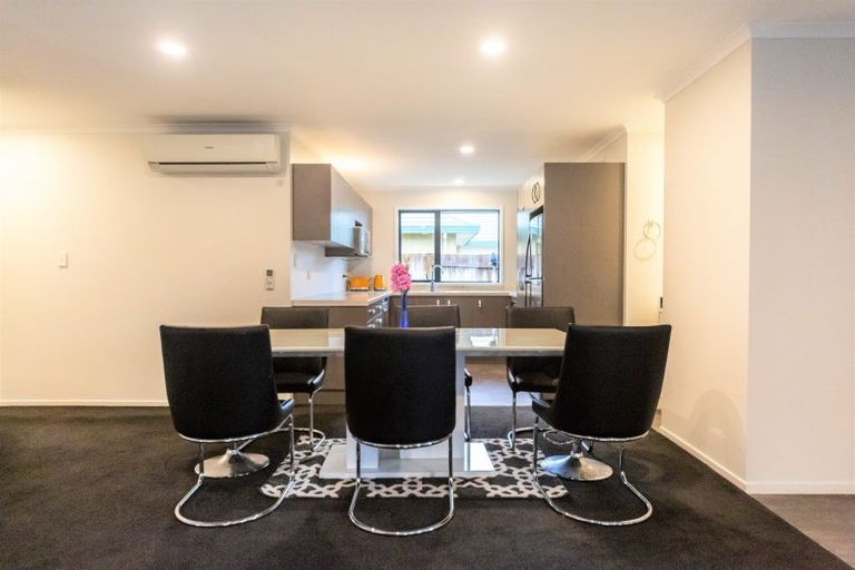 Photo of property in 67 Balrickard Way, Milson, Palmerston North, 4414