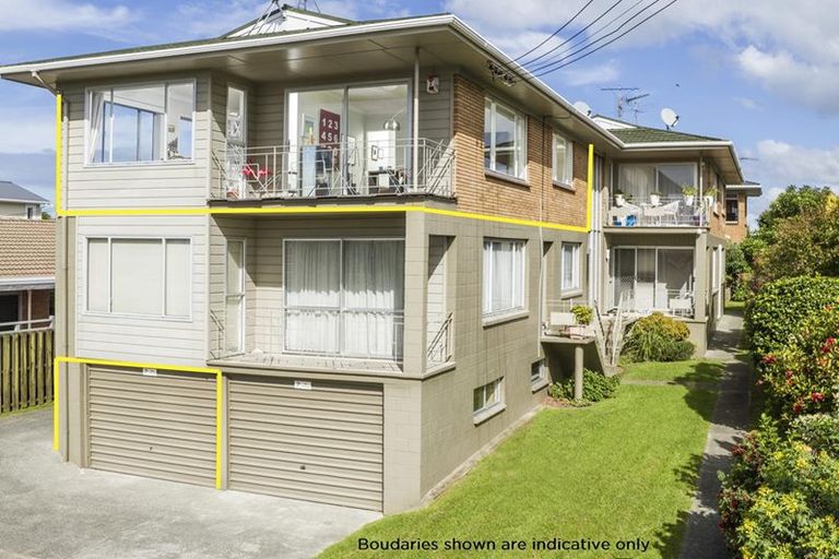 Photo of property in 3/62 Kitchener Road, Milford, Auckland, 0620
