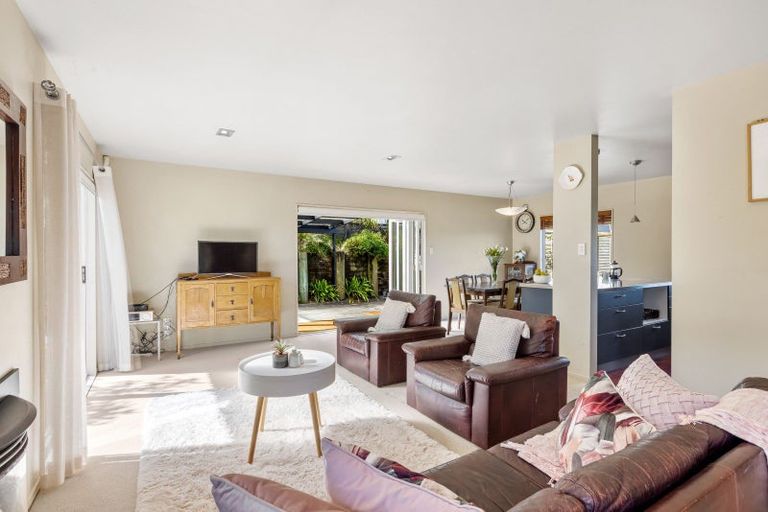 Photo of property in 30 Langton Road, Stanmore Bay, Whangaparaoa, 0932