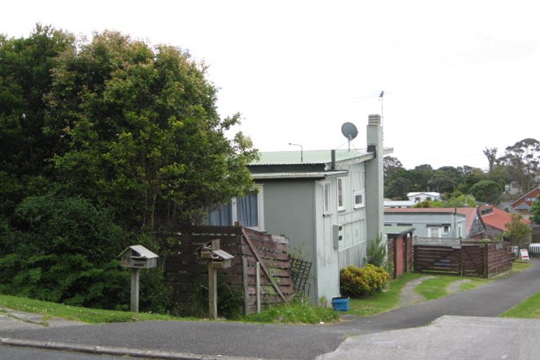 Photo of property in 27a Walbrook Road, Manly, Whangaparaoa, 0930