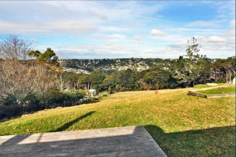 Photo of property in 329 Upper Harbour Drive, Greenhithe, Auckland, 0632