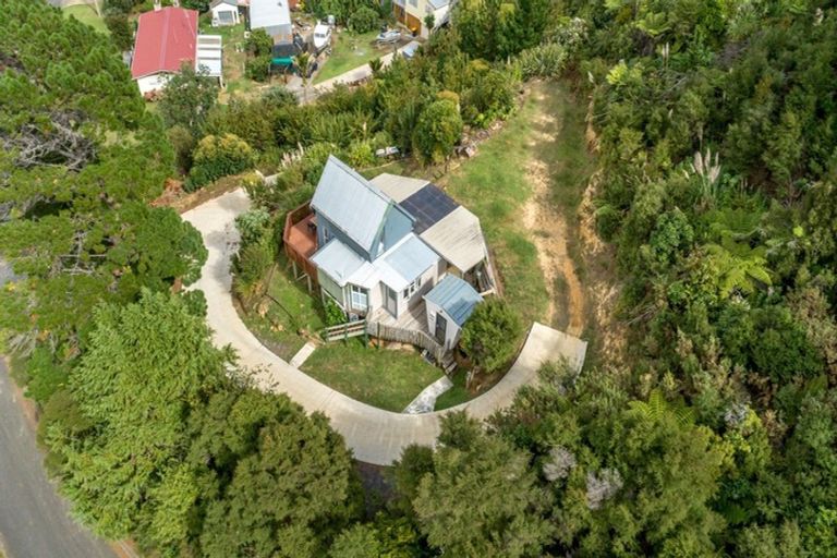 Photo of property in 465 Edward Street, Coromandel, 3506