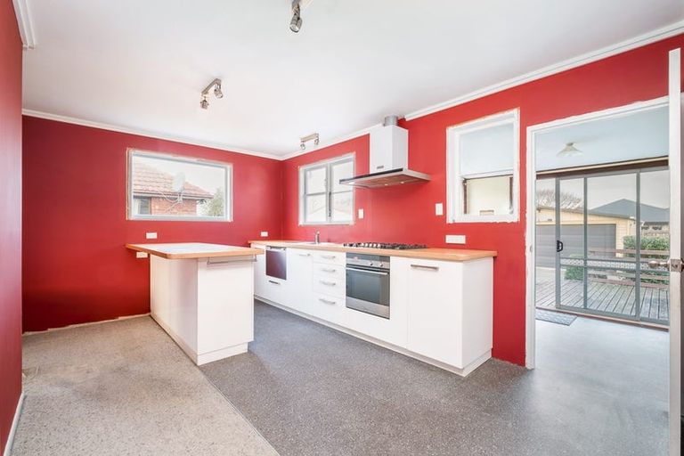 Photo of property in 26 Rowcliffe Crescent, Avonside, Christchurch, 8061