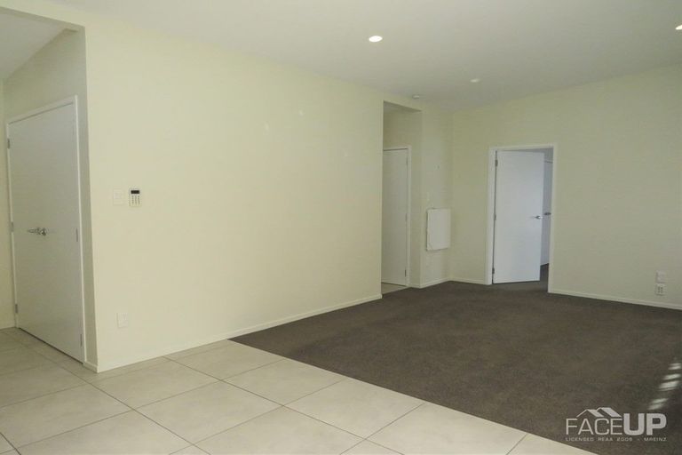 Photo of property in 10 Squadron Drive, Hobsonville, Auckland, 0616