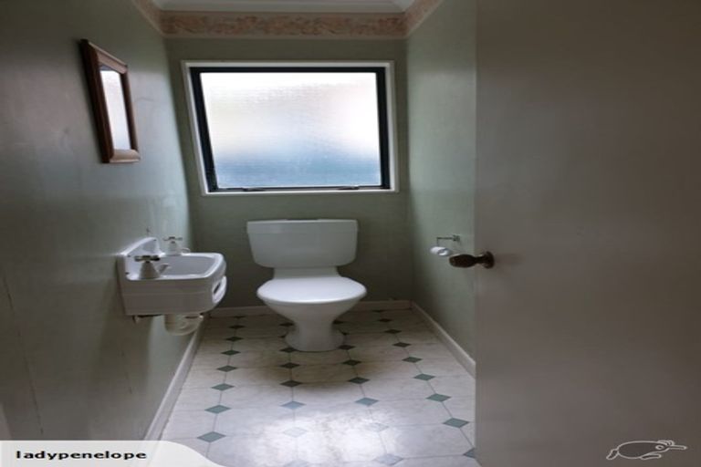 Photo of property in 26 Birmingham Street, Takaro, Palmerston North, 4412