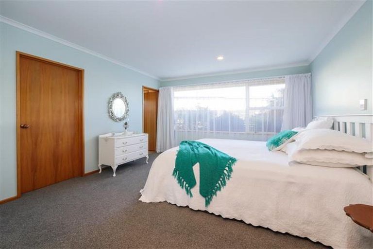 Photo of property in 9 Huntly Road, Outram, 9019