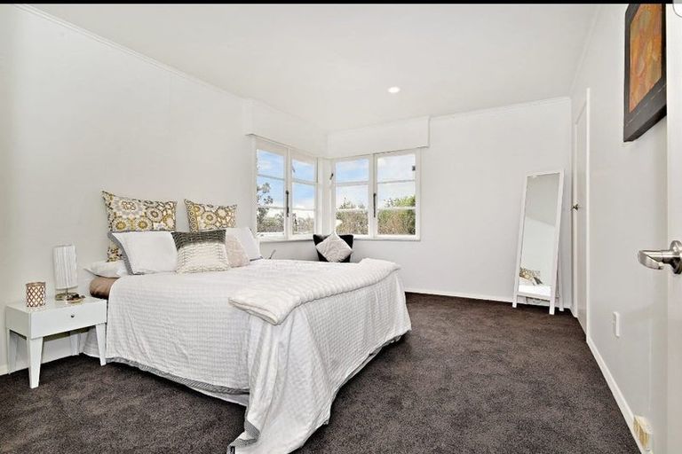 Photo of property in 11 Tui Crescent, Manurewa, Auckland, 2102